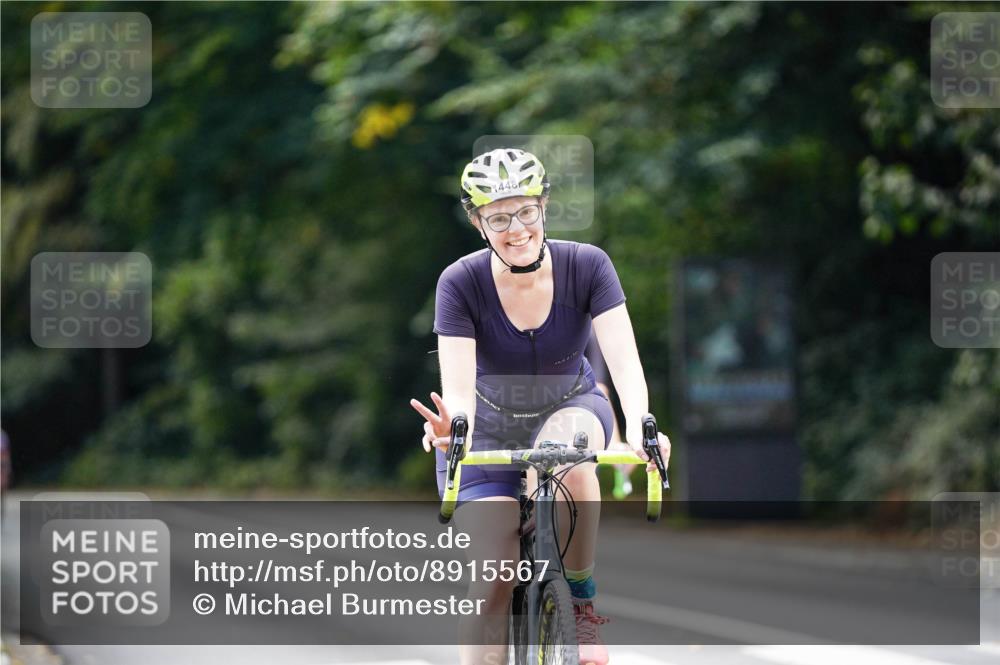 14.09.2025 - Stadtparktriathlon Michael Burmester http://msf.ph/oto/8915567 14.09.2025 13:00:27 Radfahren 1322, 1331, 1448, 1471 meine-sportfotos.de