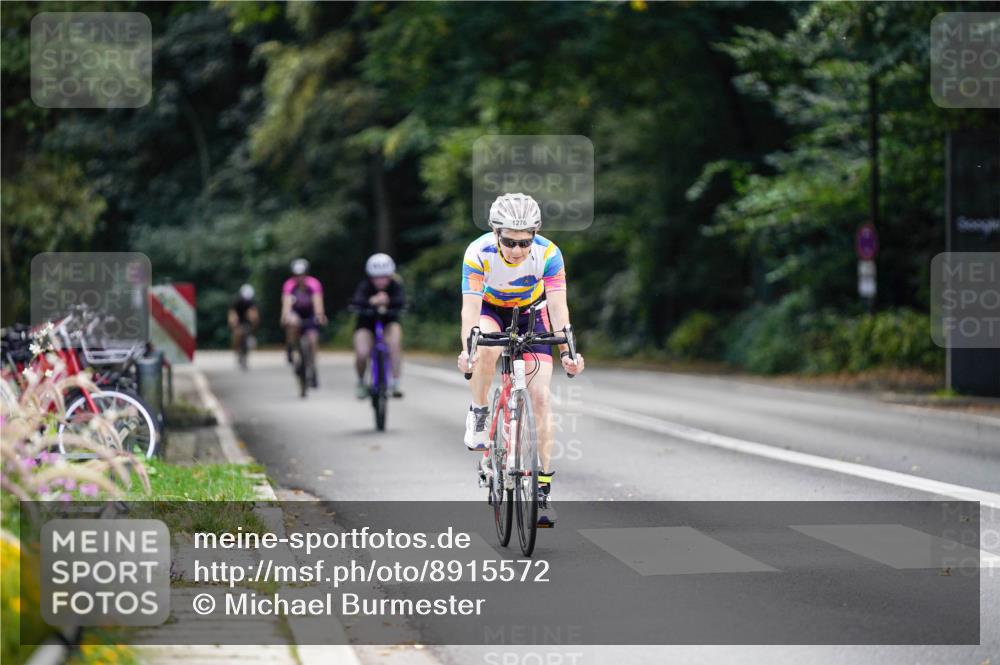 14.09.2025 - Stadtparktriathlon Michael Burmester http://msf.ph/oto/8915572 14.09.2025 13:00:34 Radfahren 1276, 1322, 1325, 1448 meine-sportfotos.de