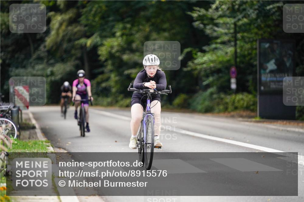 14.09.2025 - Stadtparktriathlon Michael Burmester http://msf.ph/oto/8915576 14.09.2025 13:00:38 Radfahren 1228, 1276, 1325, 1382 meine-sportfotos.de