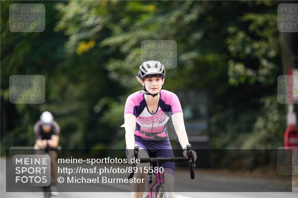 14.09.2025 - Stadtparktriathlon Michael Burmester http://msf.ph/oto/8915580 14.09.2025 13:00:42 Radfahren 1228, 1276, 1325, 1382 meine-sportfotos.de