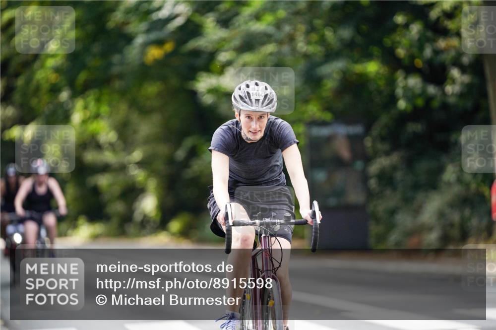 14.09.2025 - Stadtparktriathlon Michael Burmester http://msf.ph/oto/8915598 14.09.2025 13:01:03 Radfahren 1285, 1351, 1427, 1432, 1460, 1462, 1517 meine-sportfotos.de