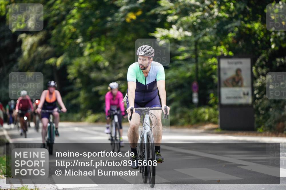 14.09.2025 - Stadtparktriathlon Michael Burmester http://msf.ph/oto/8915608 14.09.2025 13:01:13 Radfahren 1236, 1285, 1303, 1341, 1351, 1353, 1360, 1504, 1507 meine-sportfotos.de