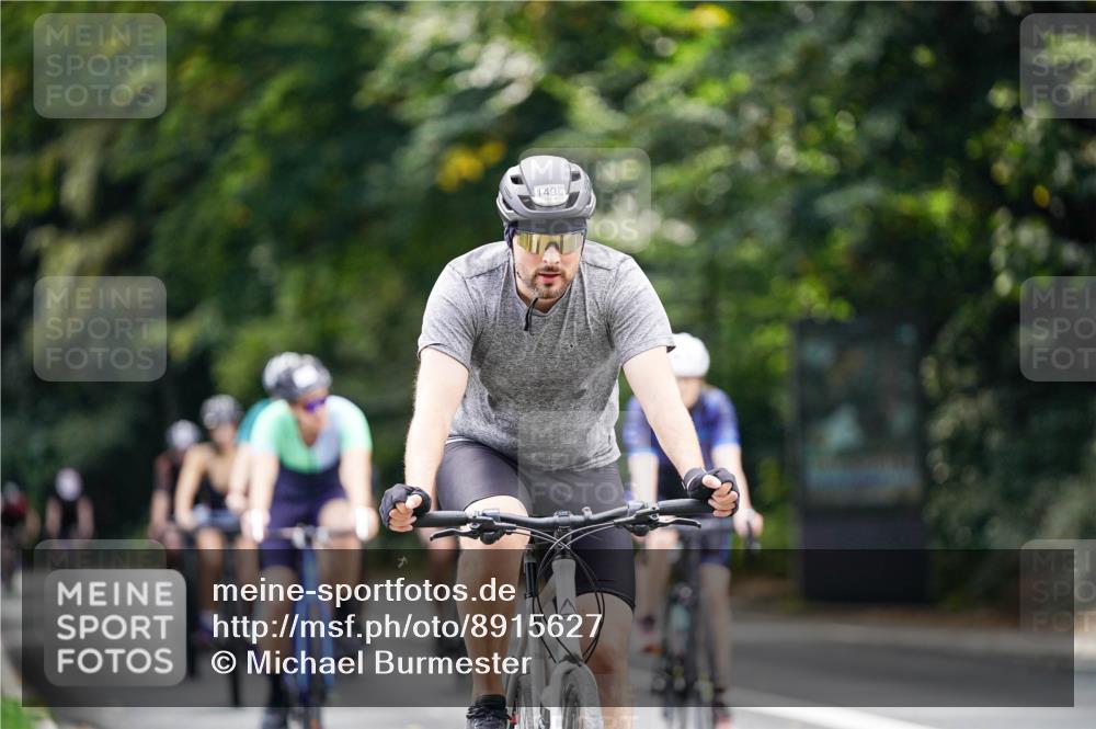 14.09.2025 - Stadtparktriathlon Michael Burmester http://msf.ph/oto/8915627 14.09.2025 13:01:24 Radfahren 1236, 1341, 1353, 1360, 1368, 1420, 1438, 1439, 1453, 1454, 1469, 1496, 1504, 1506, 1508, 1515 meine-sportfotos.de