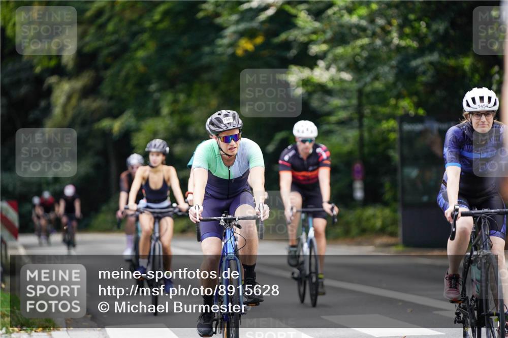 14.09.2025 - Stadtparktriathlon Michael Burmester http://msf.ph/oto/8915628 14.09.2025 13:01:25 Radfahren 1236, 1353, 1360, 1368, 1420, 1438, 1439, 1453, 1454, 1469, 1496, 1504, 1506, 1508, 1515 meine-sportfotos.de