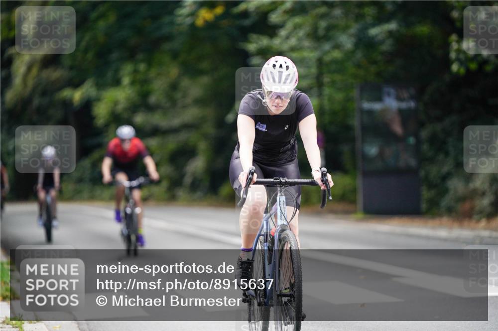 14.09.2025 - Stadtparktriathlon Michael Burmester http://msf.ph/oto/8915637 14.09.2025 13:01:31 Radfahren 1368, 1420, 1438, 1439, 1447, 1453, 1454, 1469, 1479, 1508, 1515 meine-sportfotos.de