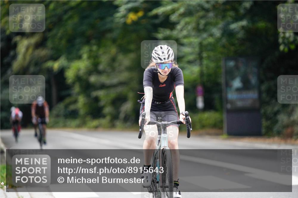 14.09.2025 - Stadtparktriathlon Michael Burmester http://msf.ph/oto/8915643 14.09.2025 13:01:35 Radfahren 1419, 1447, 1453, 1469, 1479, 1480 meine-sportfotos.de