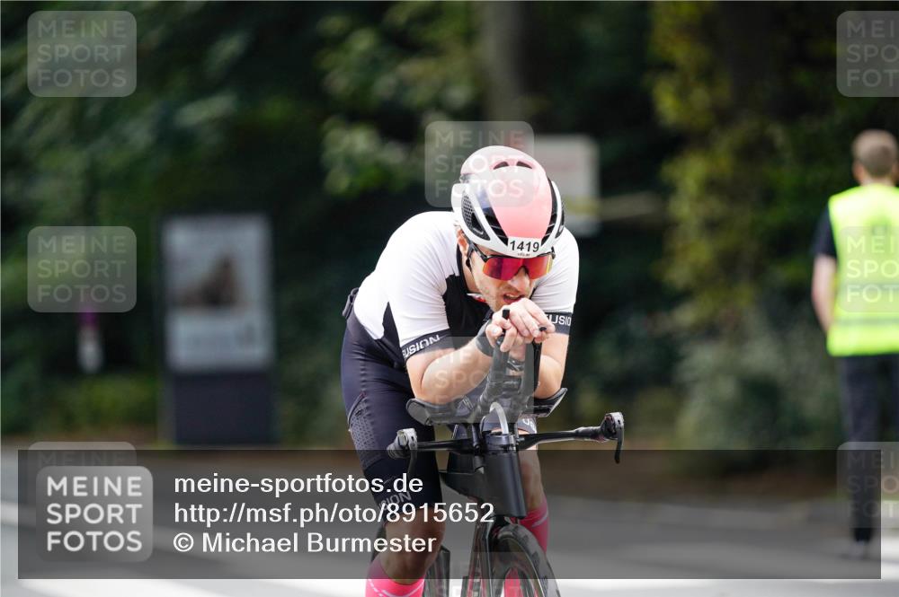 14.09.2025 - Stadtparktriathlon Michael Burmester http://msf.ph/oto/8915652 14.09.2025 13:01:42 Radfahren 1419, 1447, 1480, 1481 meine-sportfotos.de