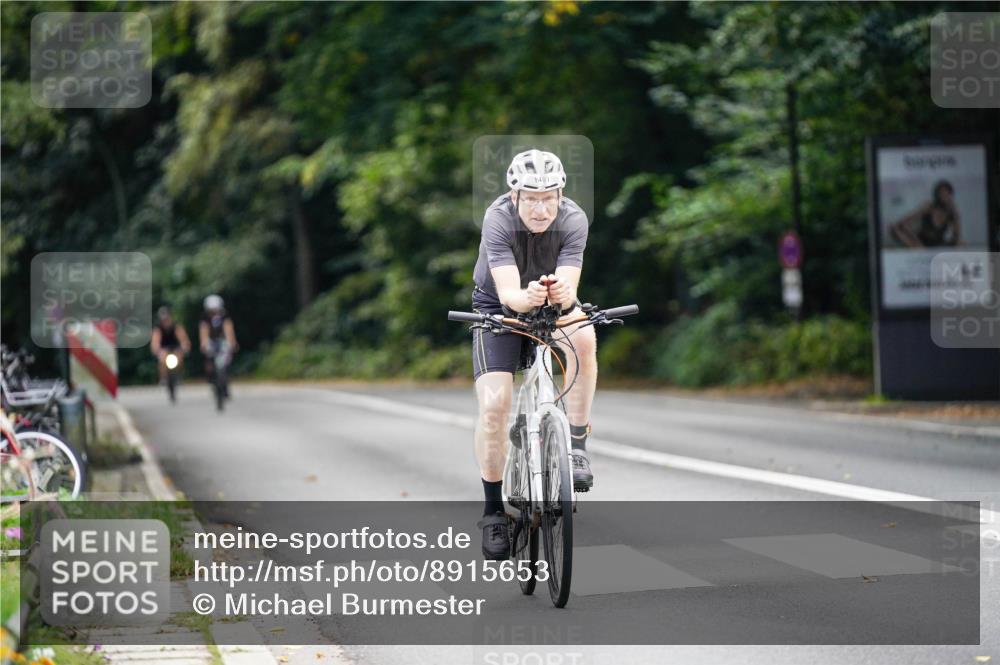 14.09.2025 - Stadtparktriathlon Michael Burmester http://msf.ph/oto/8915653 14.09.2025 13:01:44 Radfahren 1419, 1480, 1481 meine-sportfotos.de