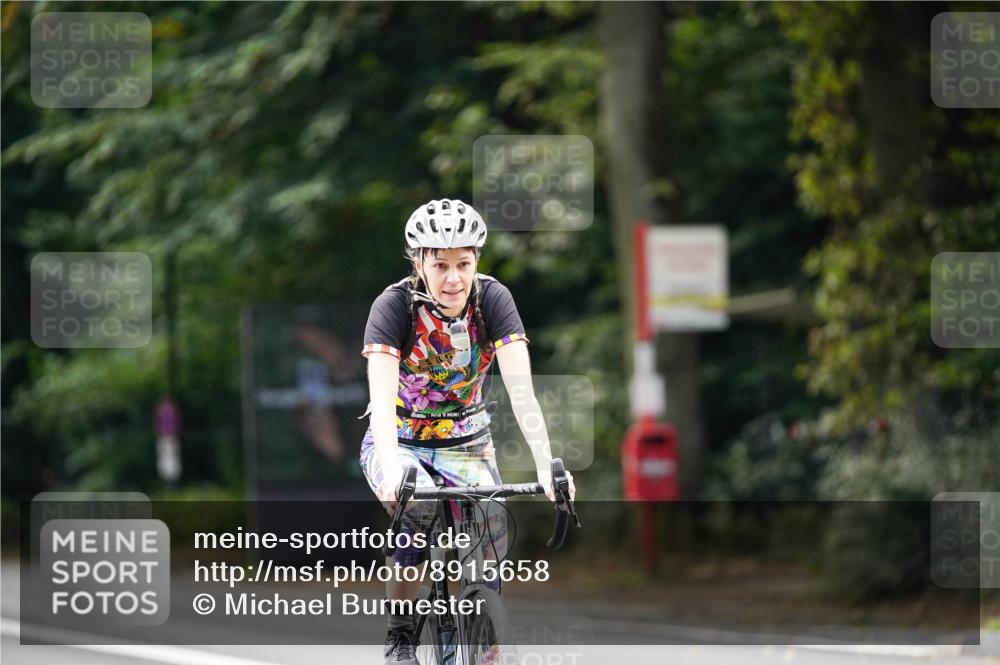 14.09.2025 - Stadtparktriathlon Michael Burmester http://msf.ph/oto/8915658 14.09.2025 13:01:53 Radfahren 1323, 1410, 1436, 1463 meine-sportfotos.de