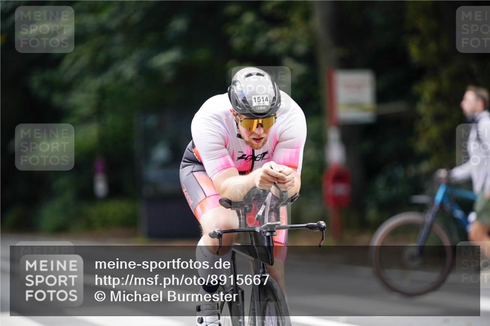 14.09.2025 - Stadtparktriathlon Michael Burmester http://msf.ph/oto/8915667 14.09.2025 13:02:05 Radfahren 1323, 1501, 1514 meine-sportfotos.de