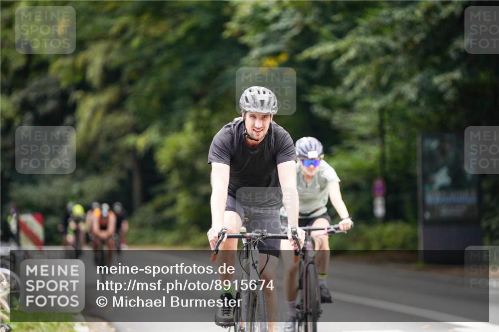14.09.2025 - Stadtparktriathlon Michael Burmester http://msf.ph/oto/8915674 14.09.2025 13:02:18 Radfahren 1380, 1411, 1441, 1467, 1476 meine-sportfotos.de