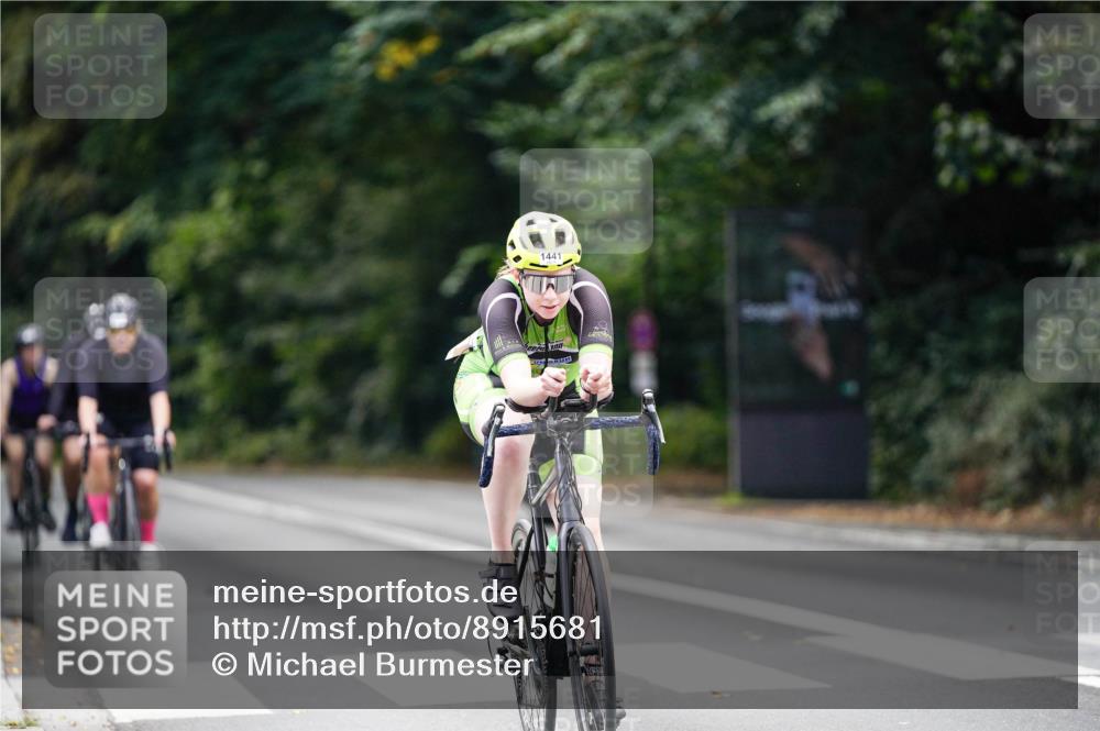 14.09.2025 - Stadtparktriathlon Michael Burmester http://msf.ph/oto/8915681 14.09.2025 13:02:24 Radfahren 1380, 1411, 1431, 1441, 1450, 1467, 1489, 1497, 1519 meine-sportfotos.de