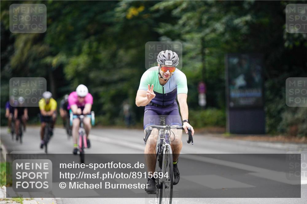 14.09.2025 - Stadtparktriathlon Michael Burmester http://msf.ph/oto/8915694 14.09.2025 13:02:44 Radfahren 1342, 1349, 1355, 1367, 1434, 1435, 1477, 1488 meine-sportfotos.de
