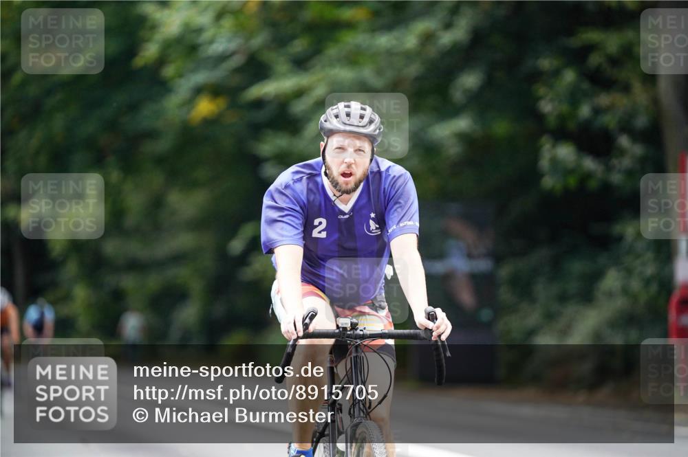14.09.2025 - Stadtparktriathlon Michael Burmester http://msf.ph/oto/8915705 14.09.2025 13:02:52 Radfahren 1349, 1352, 1355, 1367, 1387, 1414, 1435, 1477, 1483, 1492 meine-sportfotos.de