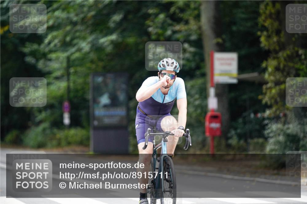 14.09.2025 - Stadtparktriathlon Michael Burmester http://msf.ph/oto/8915711 14.09.2025 13:02:58 Radfahren 1352, 1387, 1403, 1407, 1414, 1483, 1492, 1493 meine-sportfotos.de
