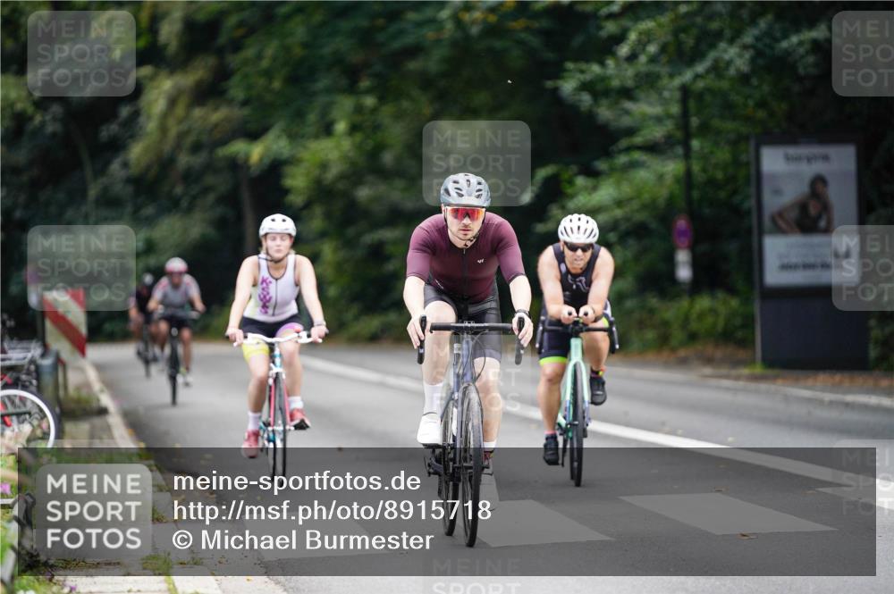 14.09.2025 - Stadtparktriathlon Michael Burmester http://msf.ph/oto/8915718 14.09.2025 13:03:04 Radfahren 1300, 1352, 1384, 1387, 1403, 1407, 1437, 1493 meine-sportfotos.de
