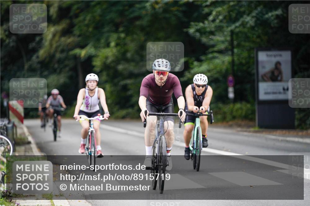 14.09.2025 - Stadtparktriathlon Michael Burmester http://msf.ph/oto/8915719 14.09.2025 13:03:05 Radfahren 1300, 1352, 1384, 1387, 1403, 1407, 1437, 1493 meine-sportfotos.de