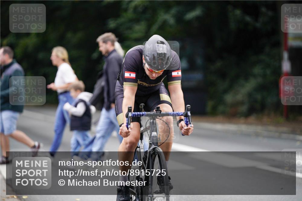 14.09.2025 - Stadtparktriathlon Michael Burmester http://msf.ph/oto/8915725 14.09.2025 13:03:12 Radfahren 1300, 1384, 1400, 1407, 1415, 1437, 1493, 1499 meine-sportfotos.de
