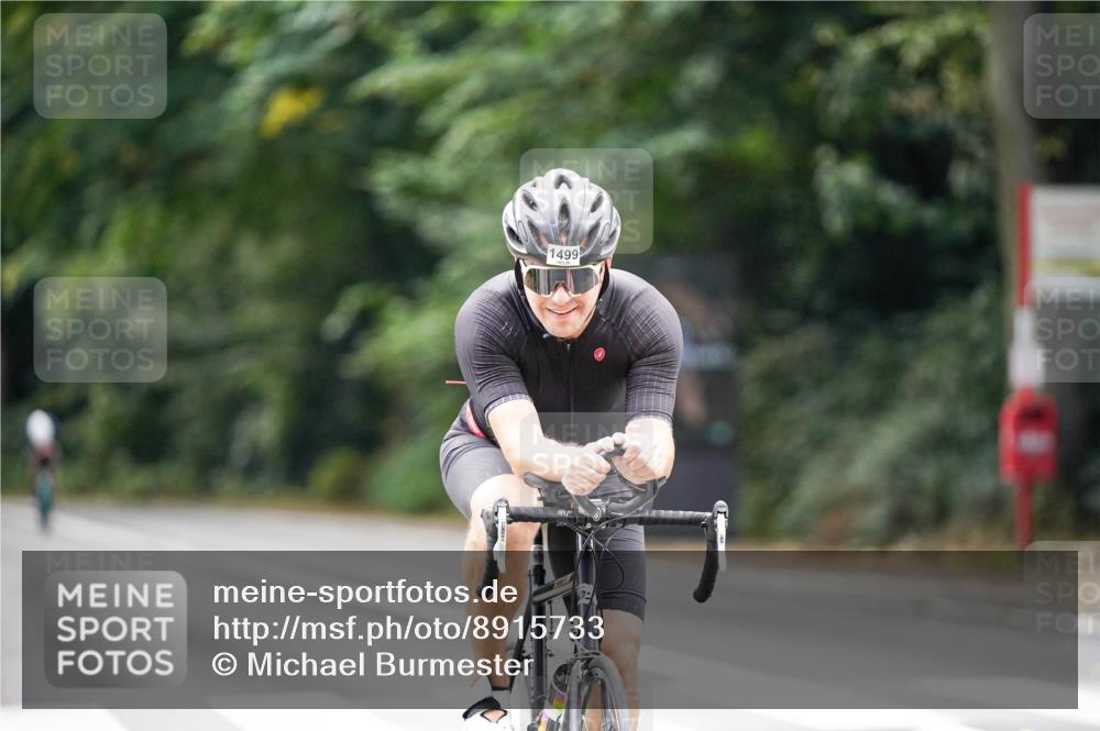 14.09.2025 - Stadtparktriathlon Michael Burmester http://msf.ph/oto/8915733 14.09.2025 13:03:20 Radfahren 1397, 1400, 1415, 1499, 1510 meine-sportfotos.de