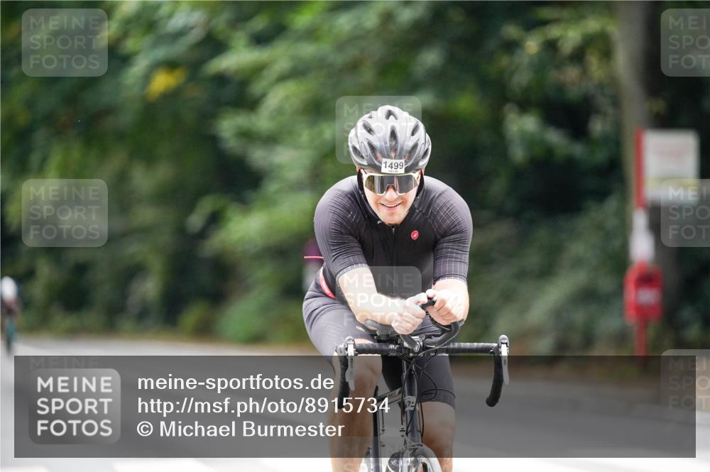 14.09.2025 - Stadtparktriathlon Michael Burmester http://msf.ph/oto/8915734 14.09.2025 13:03:20 Radfahren 1397, 1400, 1415, 1499, 1510 meine-sportfotos.de
