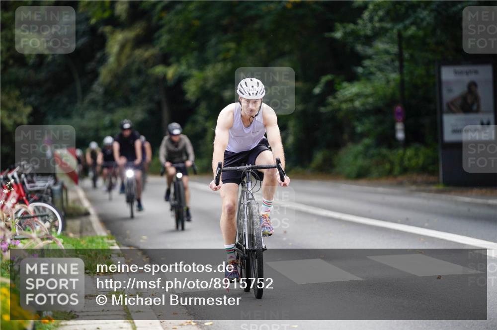 14.09.2025 - Stadtparktriathlon Michael Burmester http://msf.ph/oto/8915752 14.09.2025 13:03:32 Radfahren 1324, 1350, 1376, 1385, 1397, 1465, 1473, 1510 meine-sportfotos.de