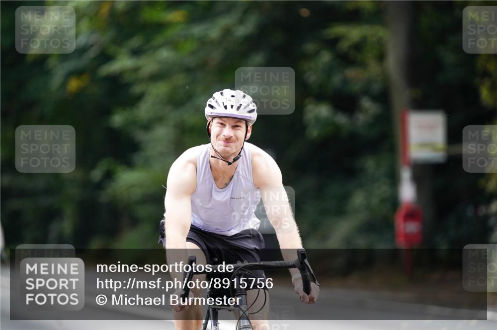 14.09.2025 - Stadtparktriathlon Michael Burmester http://msf.ph/oto/8915756 14.09.2025 13:03:34 Radfahren 1324, 1350, 1376, 1385, 1397, 1465, 1473 meine-sportfotos.de