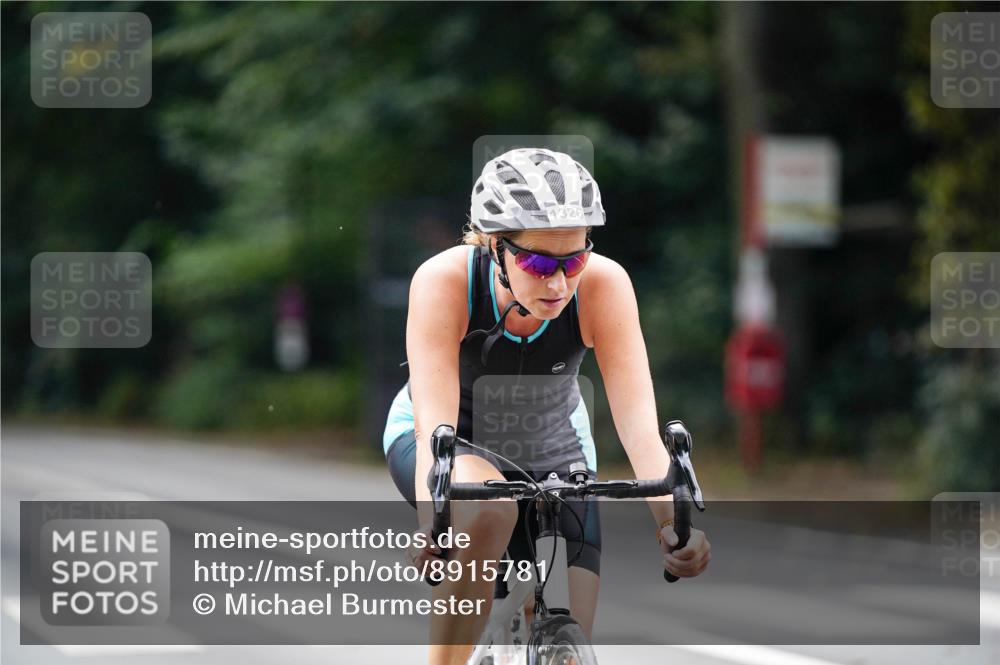 14.09.2025 - Stadtparktriathlon Michael Burmester http://msf.ph/oto/8915781 14.09.2025 13:03:46 Radfahren 1326, 1357, 1374, 1385, 1389, 1465 meine-sportfotos.de