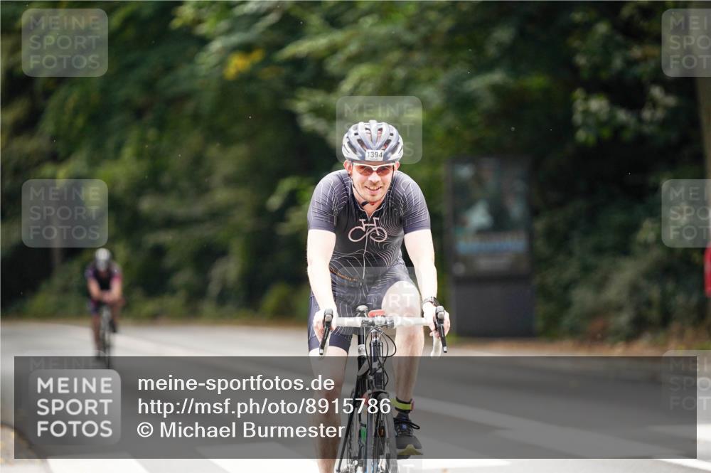 14.09.2025 - Stadtparktriathlon Michael Burmester http://msf.ph/oto/8915786 14.09.2025 13:03:54 Radfahren 1374, 1389, 1394, 1399 meine-sportfotos.de