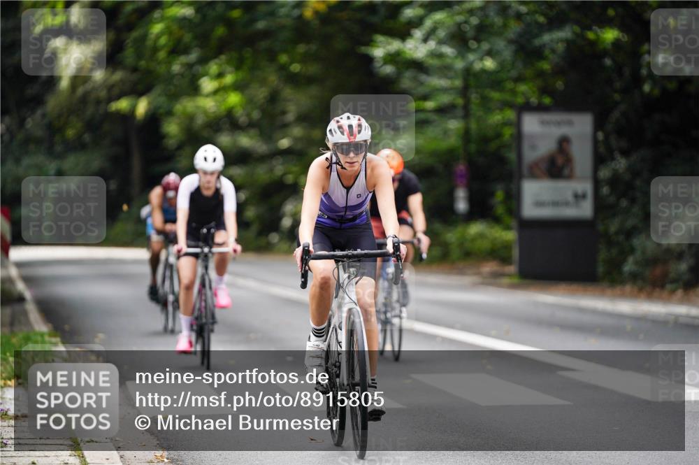 14.09.2025 - Stadtparktriathlon Michael Burmester http://msf.ph/oto/8915805 14.09.2025 13:05:52 Radfahren 1327, 1332, 1383, 1513 meine-sportfotos.de