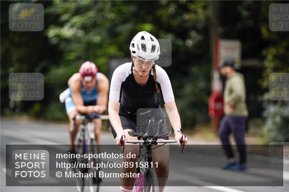 14.09.2025 - Stadtparktriathlon Michael Burmester http://msf.ph/oto/8915811 14.09.2025 13:05:54 Radfahren 1327, 1332, 1383, 1513 meine-sportfotos.de