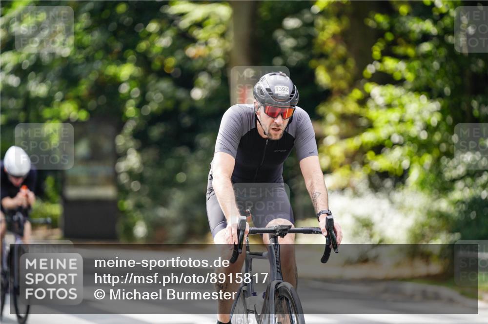 14.09.2025 - Stadtparktriathlon Michael Burmester http://msf.ph/oto/8915817 14.09.2025 13:06:16 Radfahren 1328, 1336, 1345, 1359, 1392, 1484 meine-sportfotos.de