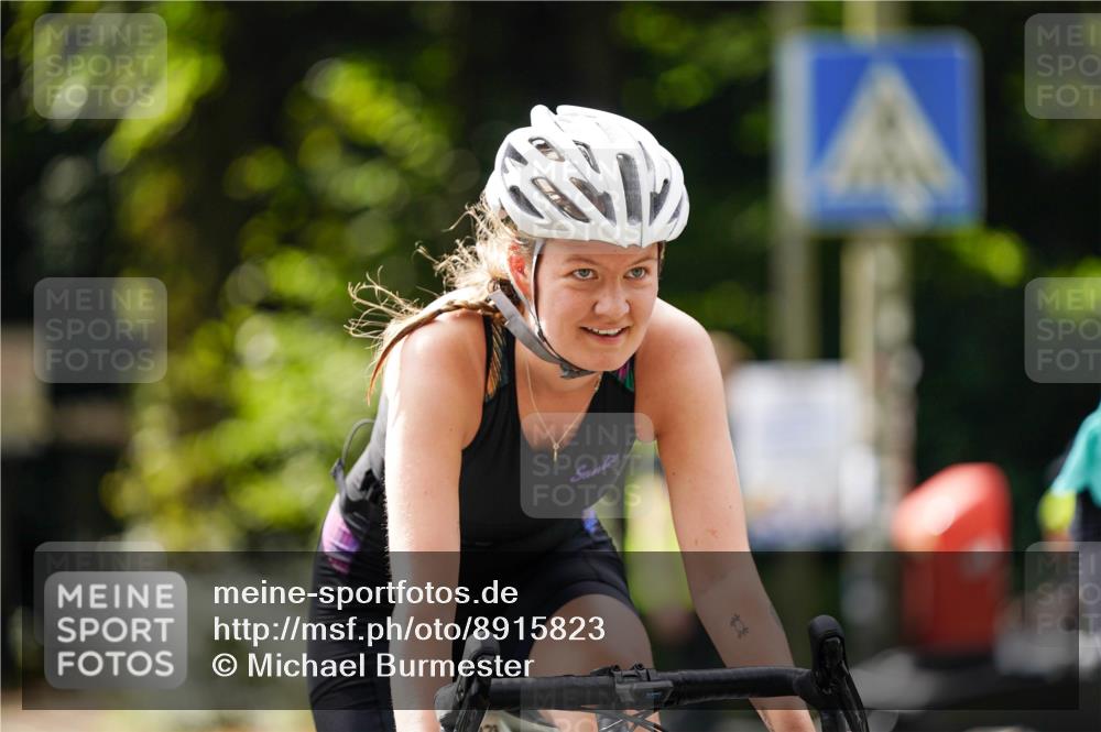 14.09.2025 - Stadtparktriathlon Michael Burmester http://msf.ph/oto/8915823 14.09.2025 13:06:23 Radfahren 1328, 1359, 1391, 1413, 1484 meine-sportfotos.de
