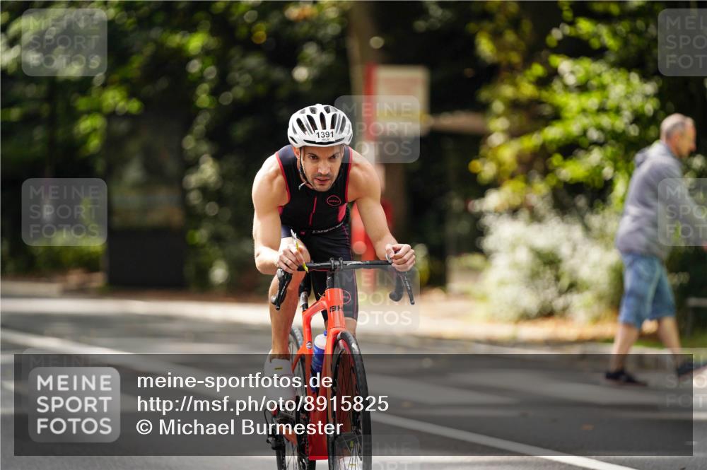 14.09.2025 - Stadtparktriathlon Michael Burmester http://msf.ph/oto/8915825 14.09.2025 13:06:27 Radfahren 1328, 1359, 1371, 1381, 1391, 1413, 1452 meine-sportfotos.de