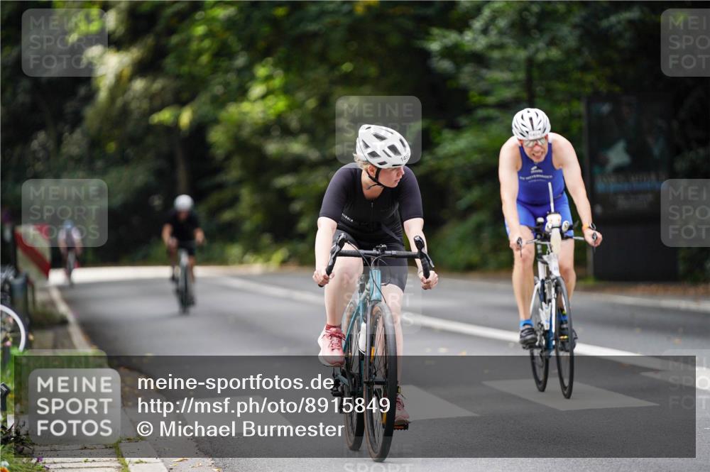 14.09.2025 - Stadtparktriathlon Michael Burmester http://msf.ph/oto/8915849 14.09.2025 13:07:09 Radfahren 1340, 1404, 1430, 1459 meine-sportfotos.de