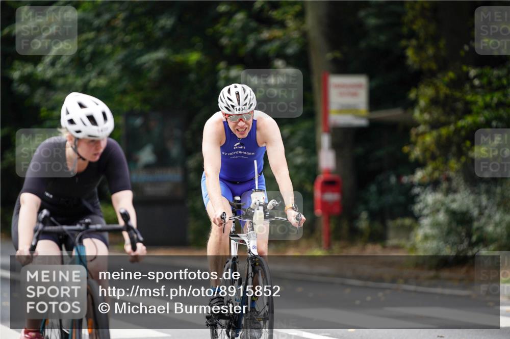 14.09.2025 - Stadtparktriathlon Michael Burmester http://msf.ph/oto/8915852 14.09.2025 13:07:10 Radfahren 1340, 1404, 1430, 1459 meine-sportfotos.de