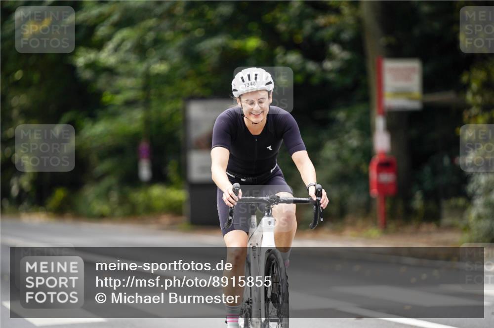 14.09.2025 - Stadtparktriathlon Michael Burmester http://msf.ph/oto/8915855 14.09.2025 13:07:14 Radfahren 1340, 1390, 1404, 1459 meine-sportfotos.de