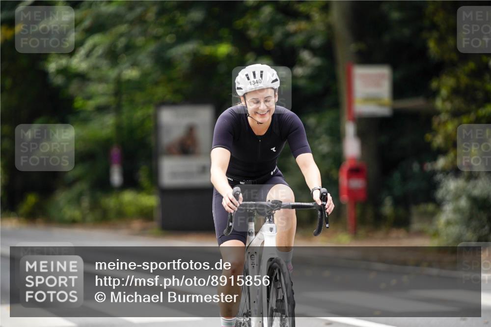 14.09.2025 - Stadtparktriathlon Michael Burmester http://msf.ph/oto/8915856 14.09.2025 13:07:14 Radfahren 1340, 1390, 1404, 1459 meine-sportfotos.de
