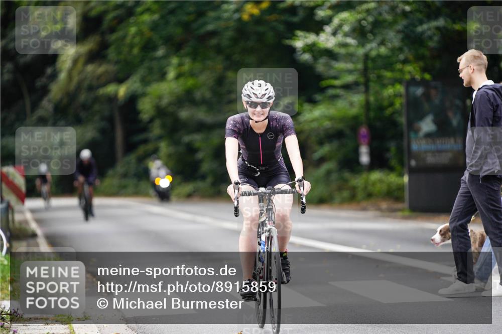 14.09.2025 - Stadtparktriathlon Michael Burmester http://msf.ph/oto/8915859 14.09.2025 13:07:23 Radfahren 1390, 1451, 1468 meine-sportfotos.de
