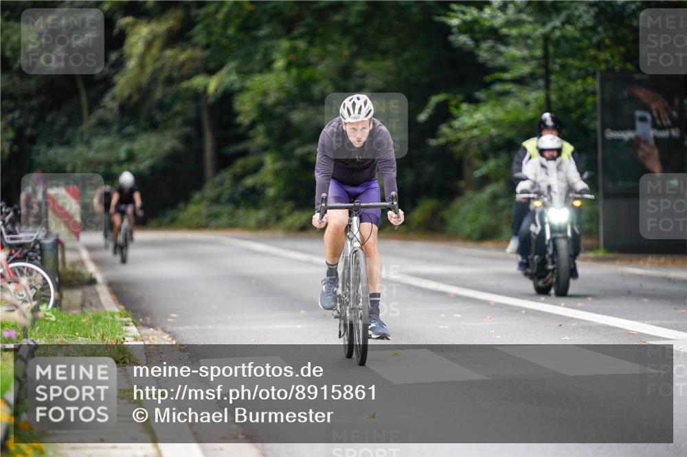14.09.2025 - Stadtparktriathlon Michael Burmester http://msf.ph/oto/8915861 14.09.2025 13:07:28 Radfahren 1443, 1451, 1468 meine-sportfotos.de