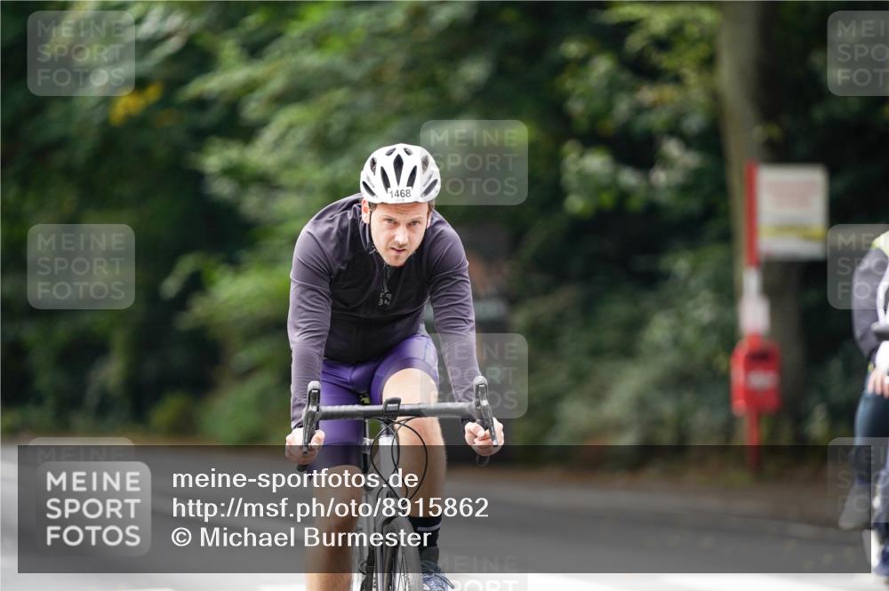 14.09.2025 - Stadtparktriathlon Michael Burmester http://msf.ph/oto/8915862 14.09.2025 13:07:29 Radfahren 1443, 1451, 1468 meine-sportfotos.de