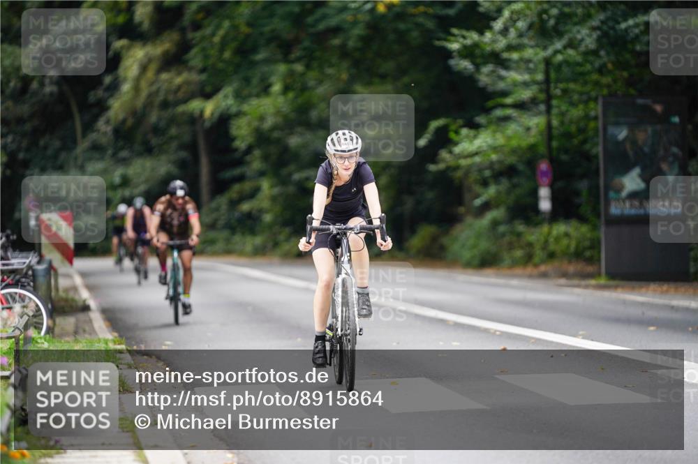 14.09.2025 - Stadtparktriathlon Michael Burmester http://msf.ph/oto/8915864 14.09.2025 13:07:34 Radfahren 1377, 1425, 1443, 1468 meine-sportfotos.de