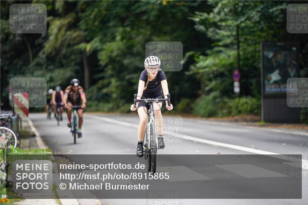 14.09.2025 - Stadtparktriathlon Michael Burmester http://msf.ph/oto/8915865 14.09.2025 13:07:34 Radfahren 1377, 1425, 1443, 1468 meine-sportfotos.de