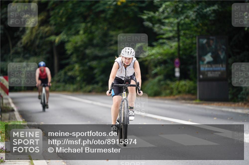14.09.2025 - Stadtparktriathlon Michael Burmester http://msf.ph/oto/8915874 14.09.2025 13:07:49 Radfahren 1334, 1456, 1471, 1504 meine-sportfotos.de