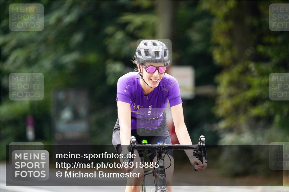 14.09.2025 - Stadtparktriathlon Michael Burmester http://msf.ph/oto/8915885 14.09.2025 13:08:04 Radfahren 1339 meine-sportfotos.de
