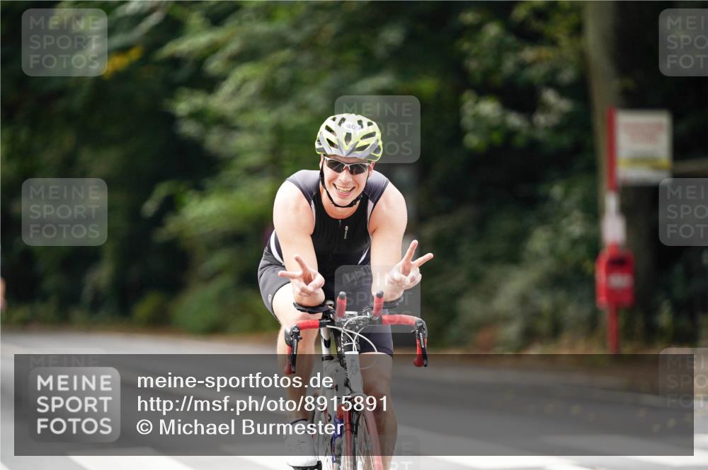 14.09.2025 - Stadtparktriathlon Michael Burmester http://msf.ph/oto/8915891 14.09.2025 13:08:15 Radfahren 1322, 1469 meine-sportfotos.de