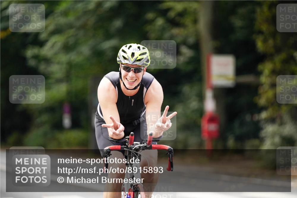 14.09.2025 - Stadtparktriathlon Michael Burmester http://msf.ph/oto/8915893 14.09.2025 13:08:15 Radfahren 1322, 1469 meine-sportfotos.de