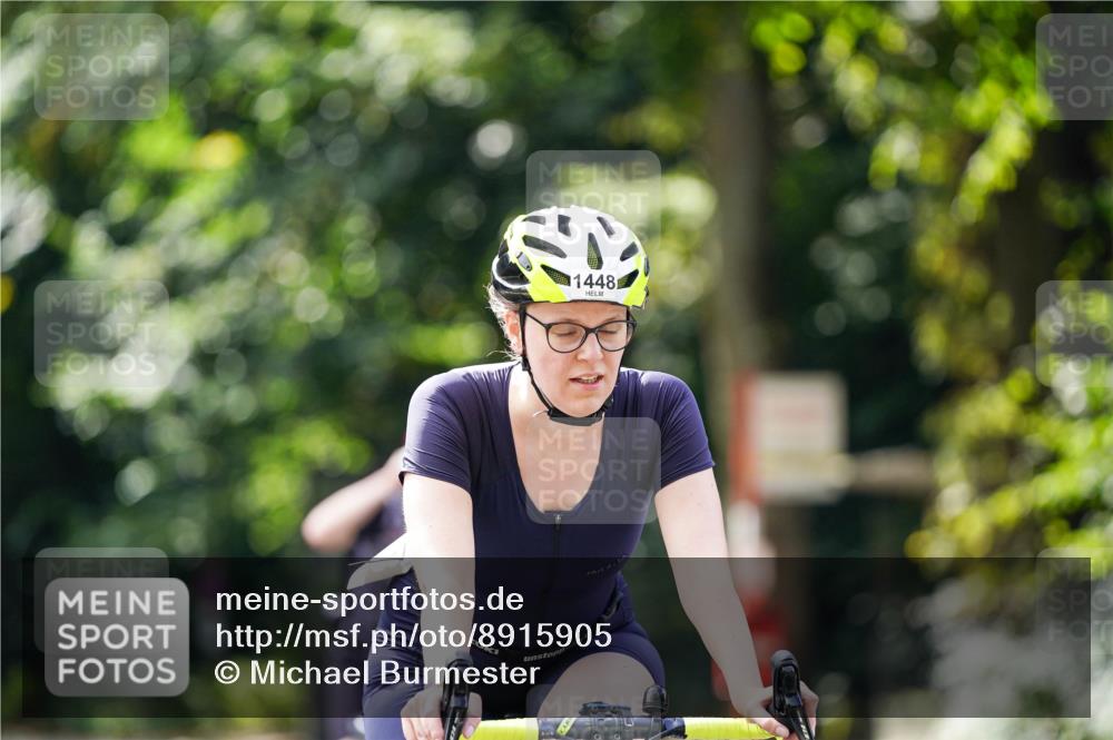 14.09.2025 - Stadtparktriathlon Michael Burmester http://msf.ph/oto/8915905 14.09.2025 13:09:19 Radfahren 1410, 1448 meine-sportfotos.de