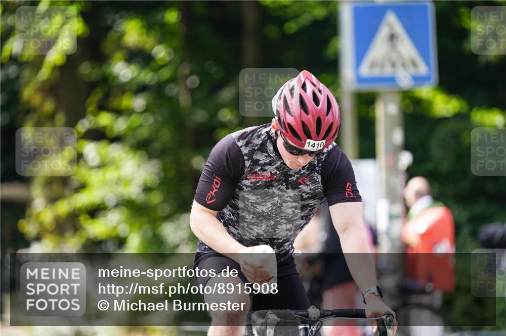 14.09.2025 - Stadtparktriathlon Michael Burmester http://msf.ph/oto/8915908 14.09.2025 13:09:20 Radfahren 1351, 1410, 1448, 1492 meine-sportfotos.de