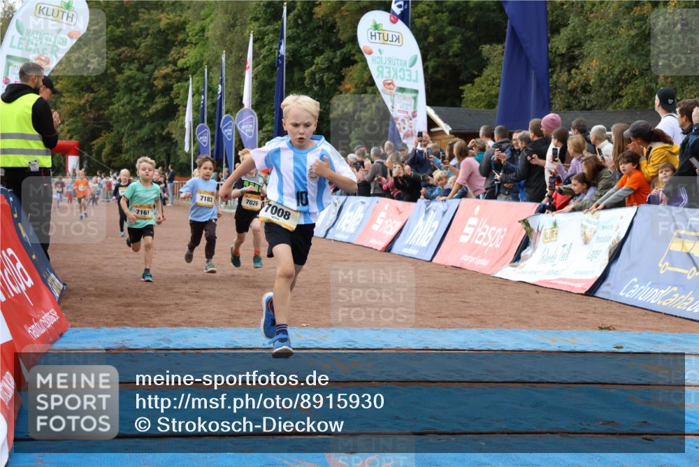 14.09.2025 - Airport Race Strokosch-Dieckow http://msf.ph/oto/8915930 14.09.2025 11:20:28 Ziel 7183, 7161, 7026, 7008, 10 meine-sportfotos.de