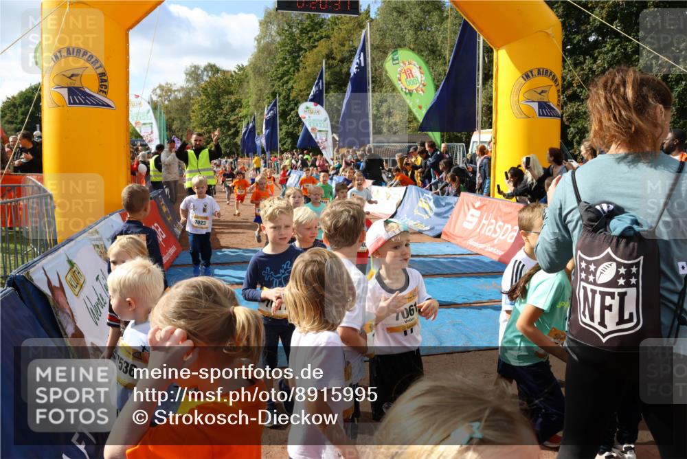 14.09.2025 - Airport Race Strokosch-Dieckow http://msf.ph/oto/8915995 14.09.2025 11:21:08 Ziel 1536, 7023, 7061 meine-sportfotos.de